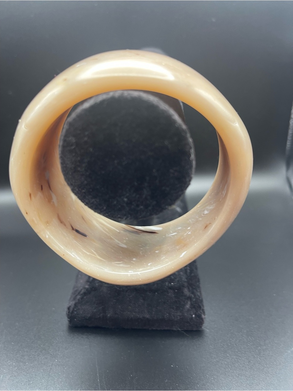 Vintage Beige Resin Wide Bangle Bracelet - Women Jewelry